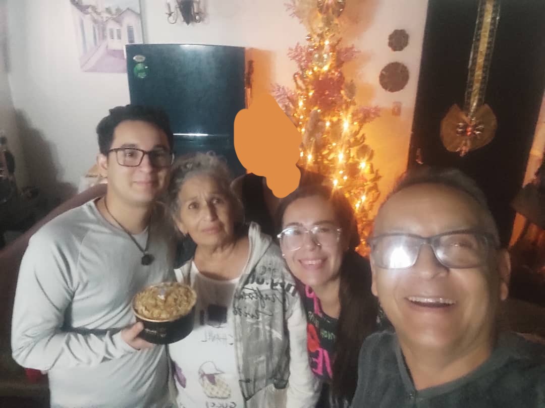 Foto de Aaron Rivas Noguera, Arelis Blanco, Gerlys Noguera Blanco, Pedro Rivas