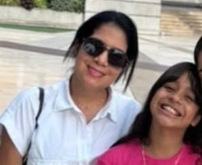 Foto de Aracelys Marín e Isabella Torres