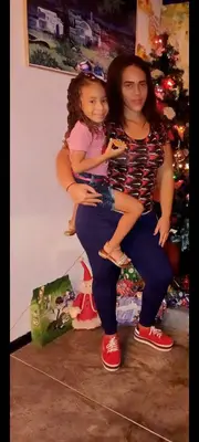 Foto de Eyuri leo y Alondra