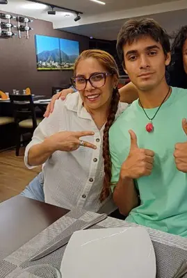 Foto de Haydee Roxana Bazan venegas y Cristhian texeira Bazan