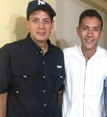 Foto de Leonardo y Jose Zambrano