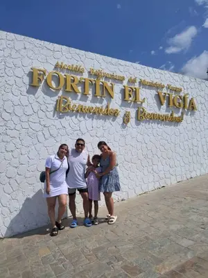 Foto de Rommel Valor, Loengry Duarte, Valerie Valor
