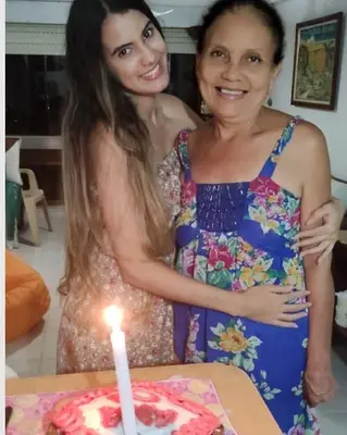 Foto de Carmen Morán y Ana Karina Regalado