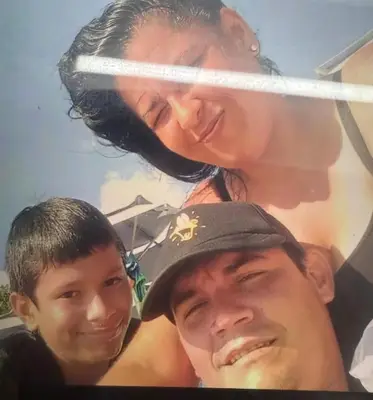Foto de Carlos julio hernandez , Genesis y jhossue