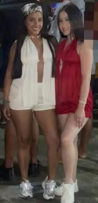 Foto de Carol contreras y andrea sojo