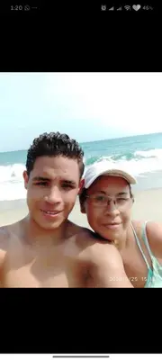 Foto de Leonardo Galvis Palau Indira Palau