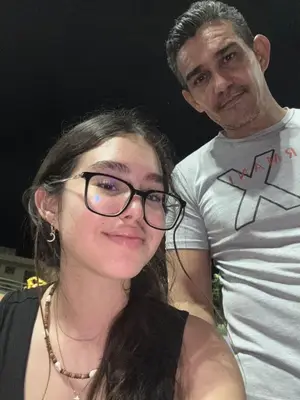 Foto de Luis Arocha y su hija Emily Arocha